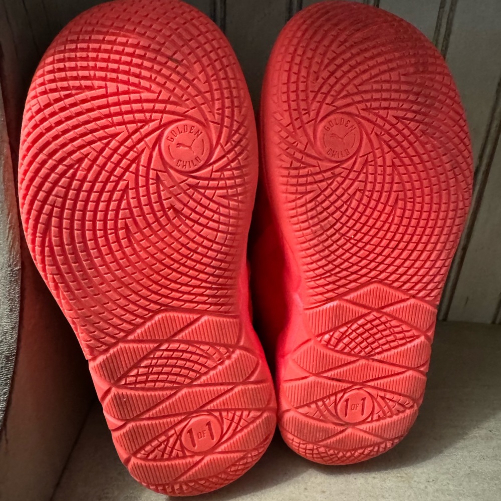 Puma LaMelo Sneakers Sz11 Youth - Picture 7 of 7